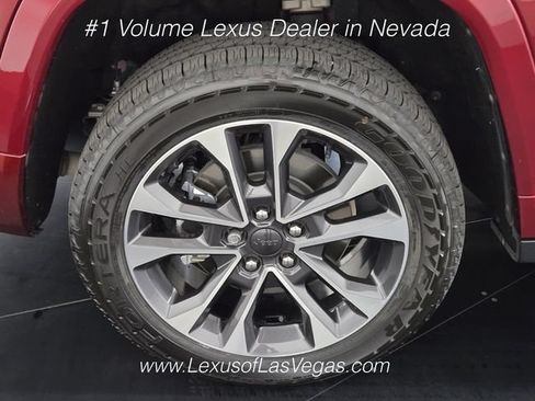 Used 2021 Jeep Grand Cherokee L Overland w/ Luxury Tech Group IV AWD/4WD image 10