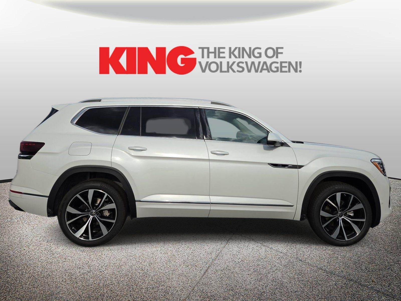 New 2026 Volkswagen Atlas SEL Premium R-Line AWD/4WD image 2