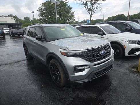 Used 2020 Ford Explorer ST w/ ST Street Pack AWD/4WD image 2