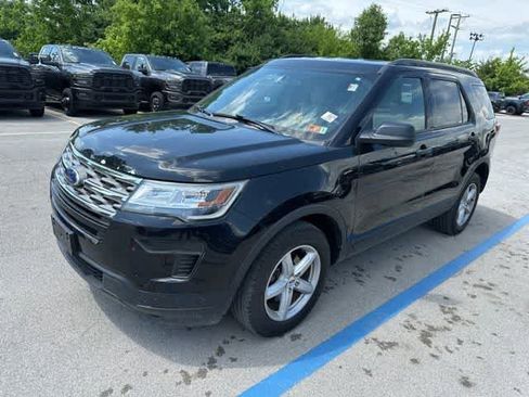 Used 2018 Ford Explorer 4WD image 2