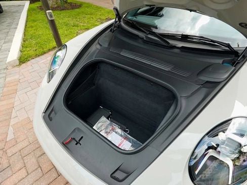 Used 2021 Porsche 911 Carrera 4 image 79