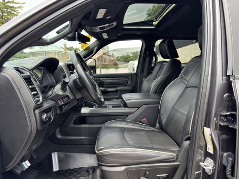 Used 2023 RAM 2500 Limited w/ Night Edition AWD/4WD image 19