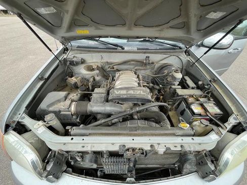 Used 2004 Toyota Tundra SR5 AWD/4WD image 44