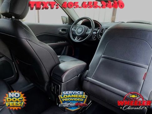 Used 2019 Jeep Compass Trailhawk AWD/4WD image 11