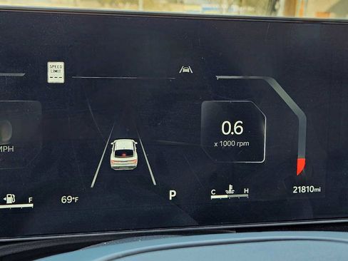 Certified 2025 Kia K4 EX image 24