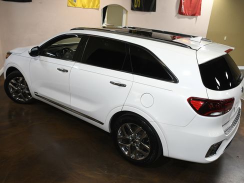 Used 2019 Kia Sorento SX image 80