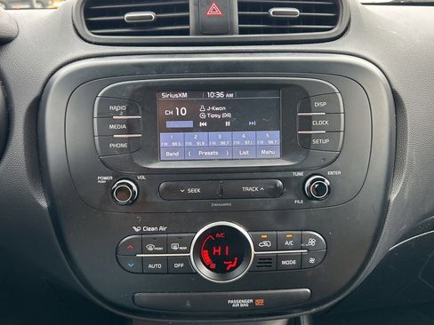 Used 2017 Kia Soul + w/ Designer's Package image 9