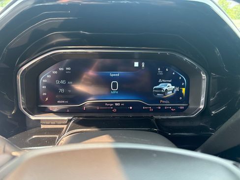 Used 2022 Chevrolet Silverado 1500 LT Trail Boss w/ Protection Package AWD/4WD image 31