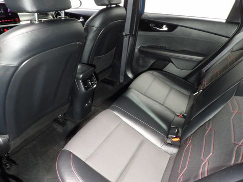 Used 2023 Kia Forte GT FWD image 11