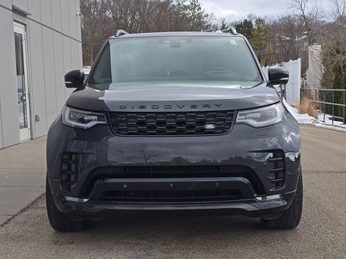 Certified 2025 Land Rover Discovery Dynamic SE image 2