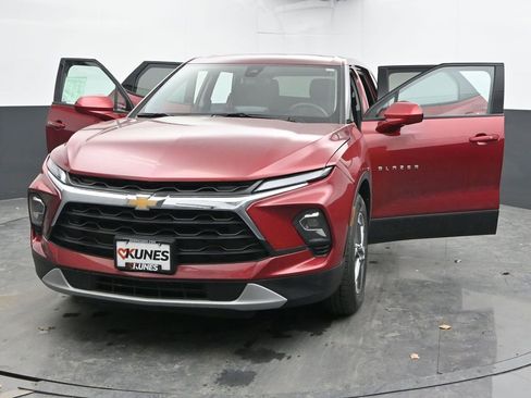Used 2025 Chevrolet Blazer LT image 54