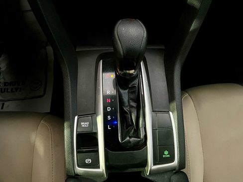 Used 2019 Honda Civic LX image 24