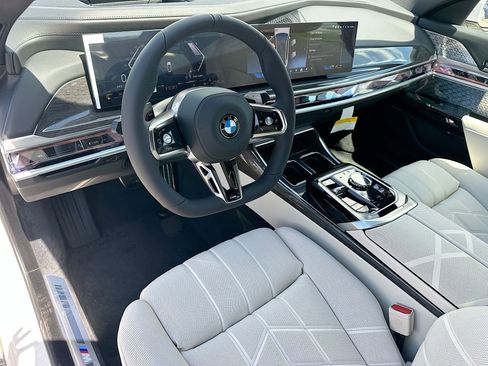 New 2026 BMW 760i xDrive w/ Executive Package AWD/4WD image 7