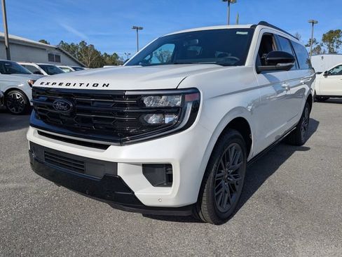 New 2025 Ford Expedition Max Platinum w/ Stealth Performance Package AWD/4WD image 8