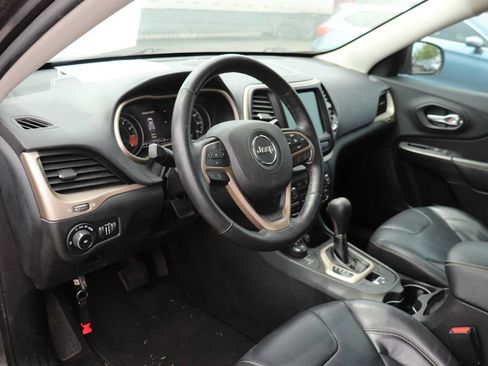 Used 2015 Jeep Cherokee Limited AWD/4WD image 10
