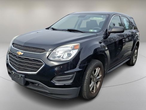 Used 2017 Chevrolet Equinox LS image 5