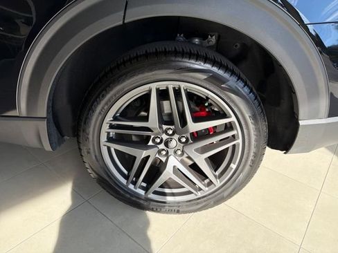 Used 2025 Ford Explorer ST-Line w/ ST-Line Street Pack image 27