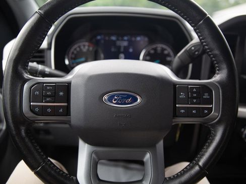 Used 2022 Ford F150 XLT w/ Equipment Group 301A Mid image 7