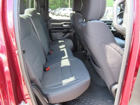 Used 2023 RAM 1500 Big Horn AWD/4WD image 32