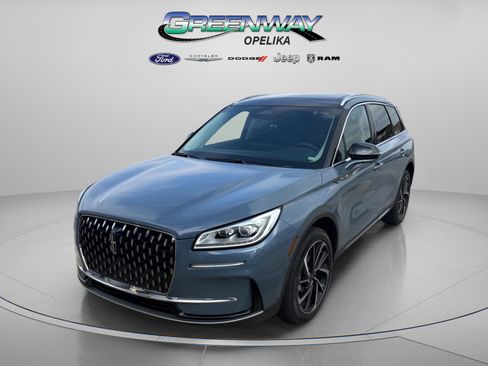 Used 2023 Lincoln Corsair Reserve w/ Equipment Group 201A image 6