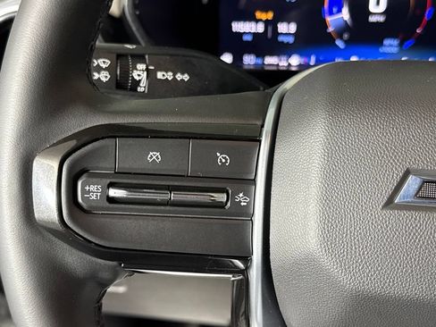 Certified 2023 Chevrolet Colorado ZR2 w/ ZR2 Convenience Package III AWD/4WD image 20
