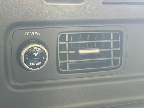 Used 2025 Hyundai Santa Fe SEL image 24