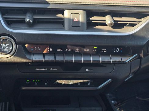 Used 2019 Lexus UX 200 F Sport image 28