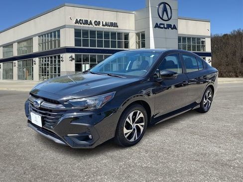 Used 2024 Subaru Legacy Premium AWD/4WD image 3