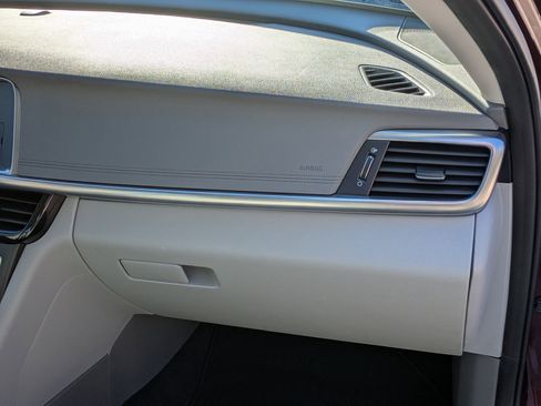 Used 2016 Kia Optima EX w/ Premium Package image 21