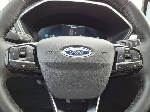Used 2023 Ford Escape Platinum AWD/4WD image 19