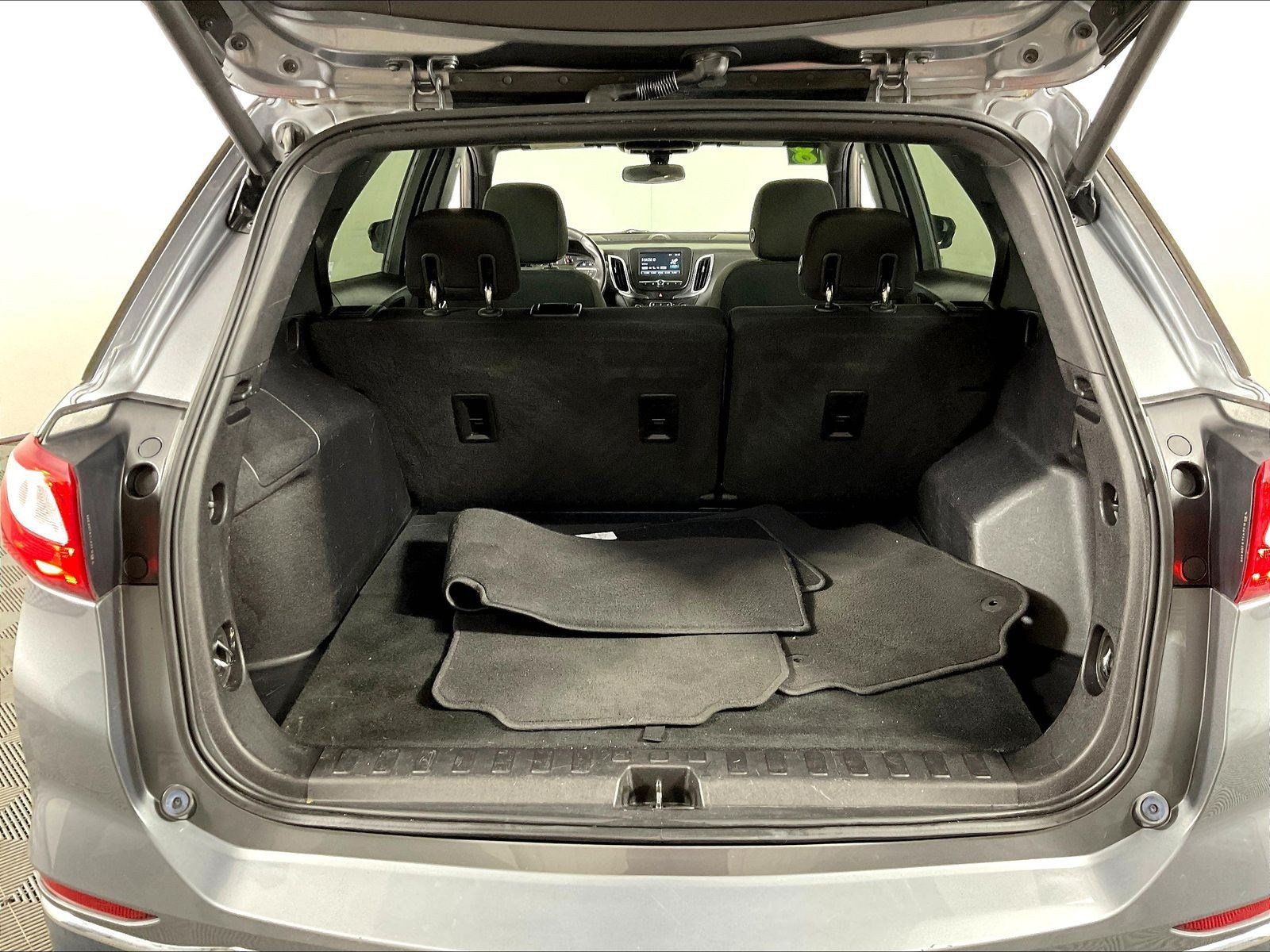 Used 2018 Chevrolet Equinox LT FWD image 36