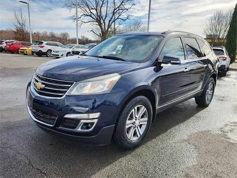 Used 2017 Chevrolet Traverse LT image 9