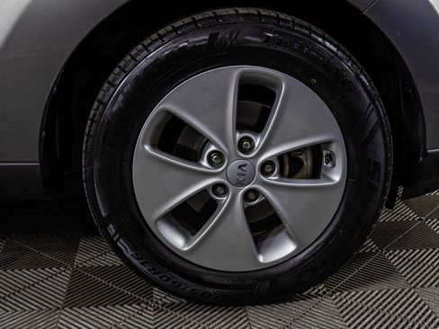 Used 2015 Kia Soul image 47