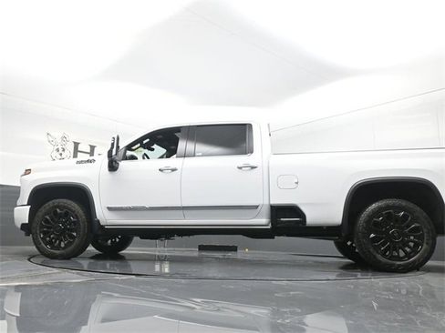 New 2025 Chevrolet Silverado 2500 High Country w/ Technology Package image 33