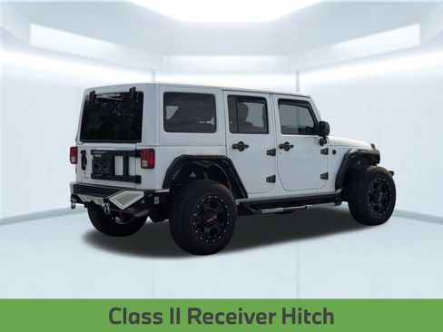 Used 2014 Jeep Wrangler Unlimited Sahara w/ Max Tow Package image 6