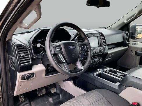 Used 2017 Ford F150 XL w/ Equipment Group 101A Mid AWD/4WD image 10