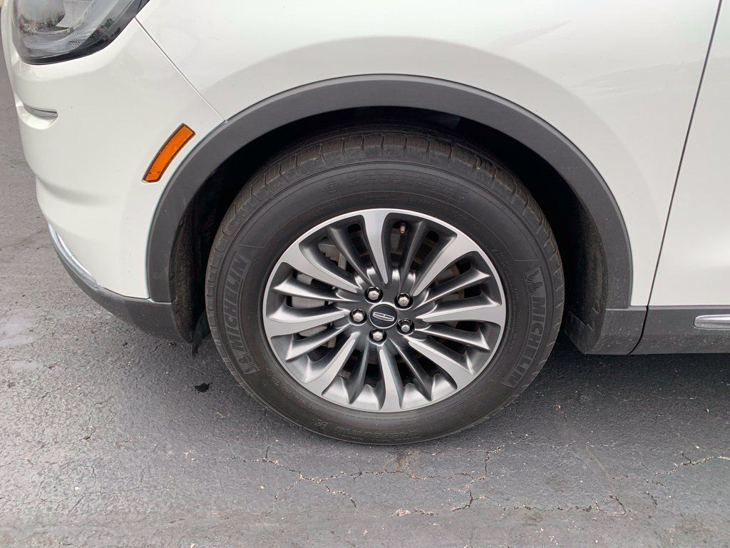 Used 2023 Lincoln Nautilus AWD w/ Premium Package image 19