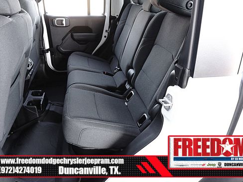 New 2026 Jeep Gladiator Sport AWD/4WD image 14