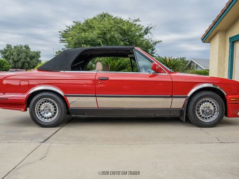Used 1988 BMW 325i Convertible RWD image 21