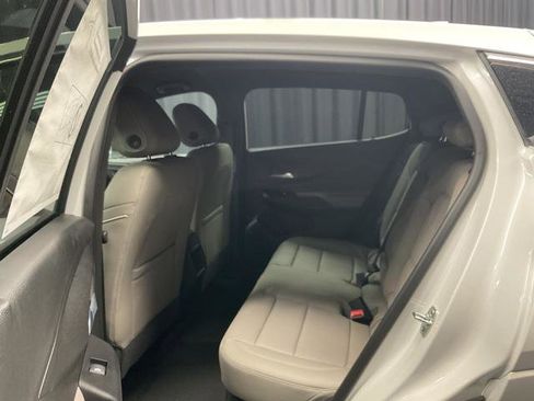 New 2026 Buick Envista Avenir image 7