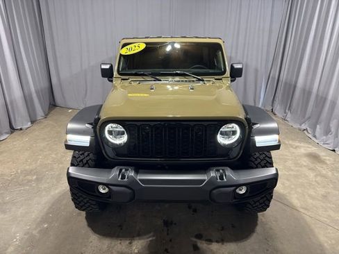Used 2025 Jeep Wrangler Unlimited Sport AWD/4WD image 7