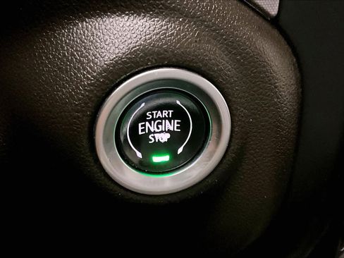 Used 2020 GMC Sierra 3500 SLT AWD/4WD image 31