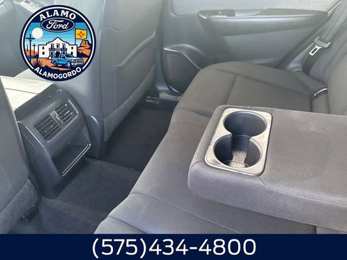 Used 2023 Nissan Rogue S image 11