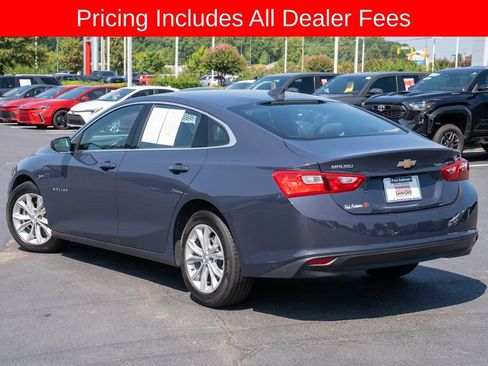 Used 2025 Chevrolet Malibu LT FWD image 3