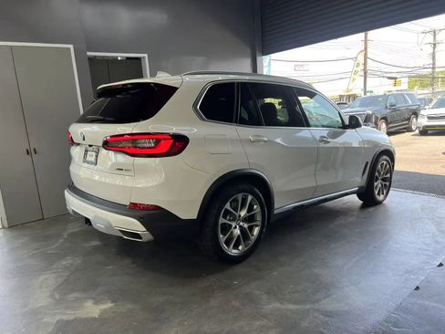 Used 2022 BMW X5 xDrive40i w/ Premium Package AWD/4WD image 5