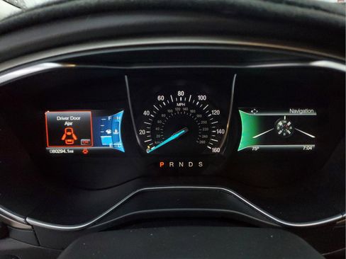 Used 2016 Ford Fusion SE w/ Equipment Group 202A FWD image 27