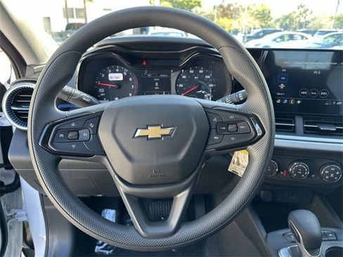 New 2026 Chevrolet Trax LS w/ LS Convenience Package image 11