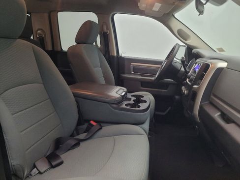 Used 2013 RAM 1500 Classic SLT image 21