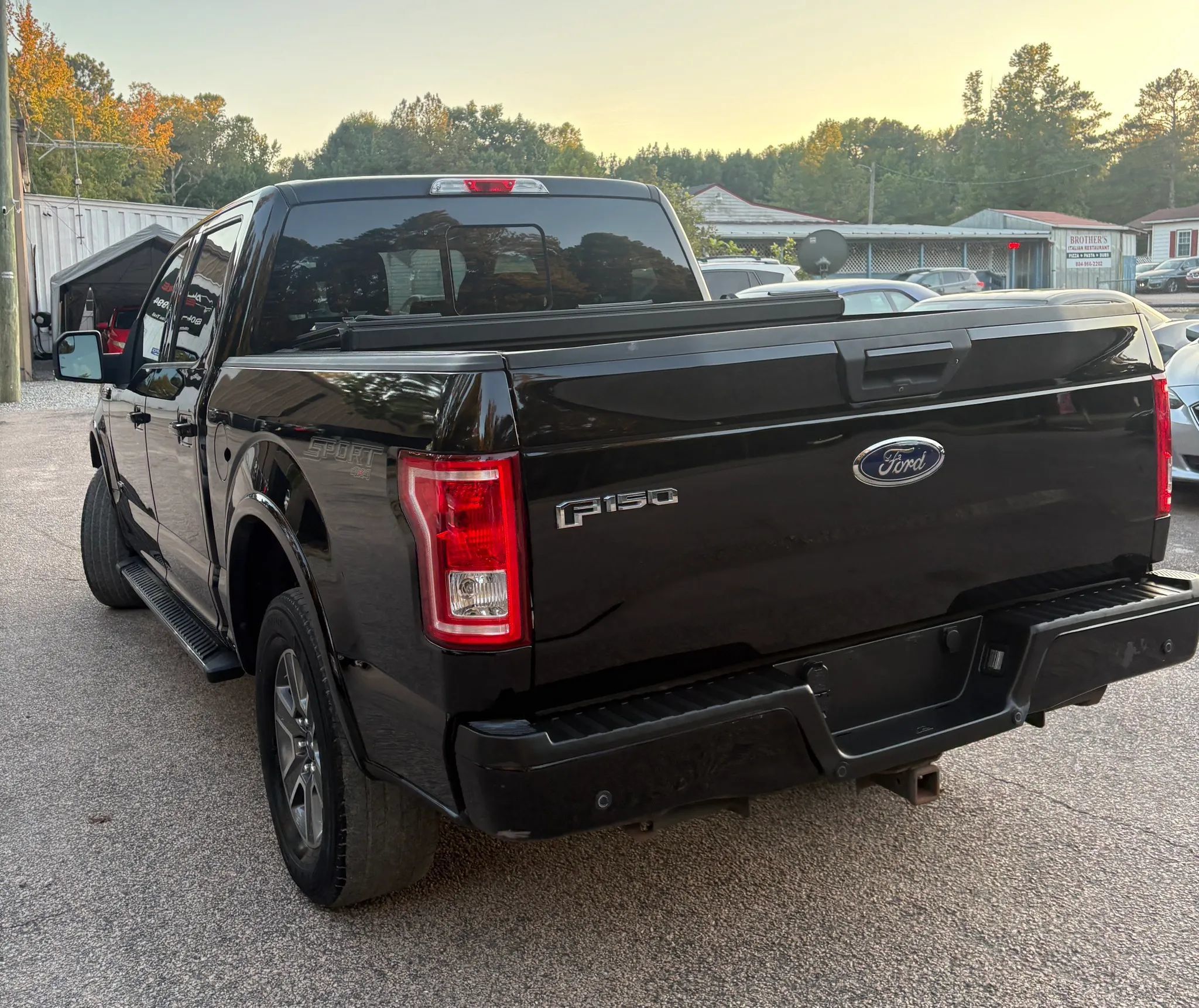 Used 2017 Ford F150 XLT w/ Equipment Group 302A Luxury AWD/4WD image 3