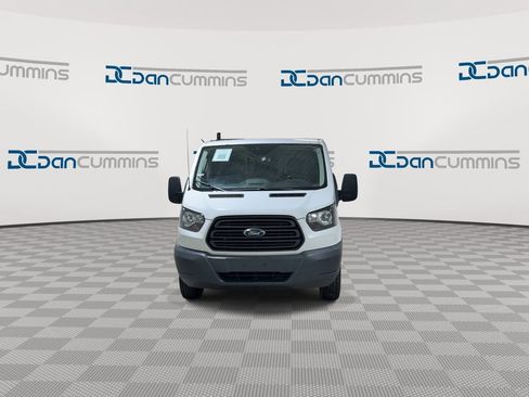 Used 2017 Ford Transit 250 148 Low Roof RWD image 3